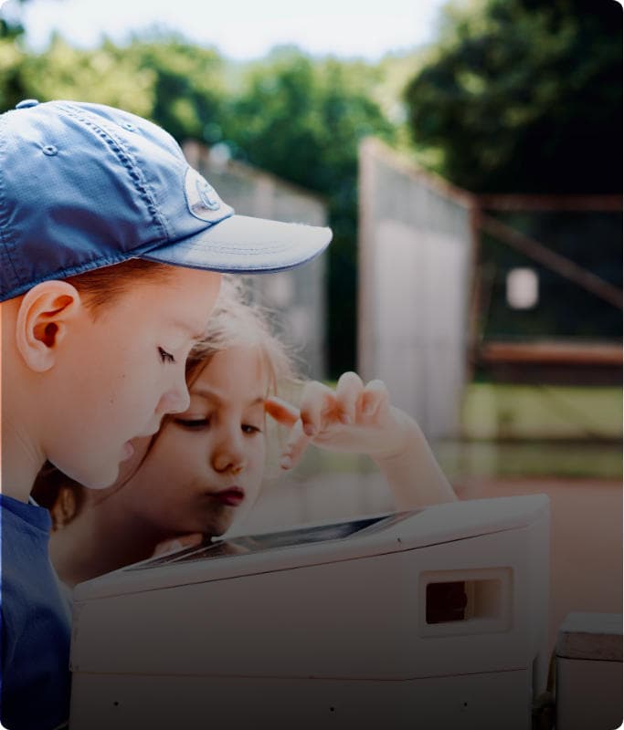 Trainer and player using the Wingfield box